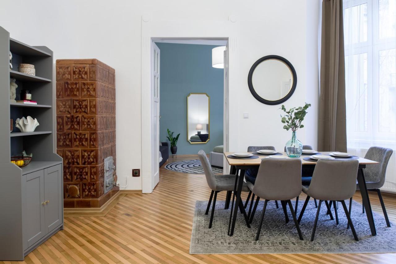 Wawelove Pilsudskiego - 3 Bedroom Apt. With Balcony And Free Parking! Cracovia Exterior foto