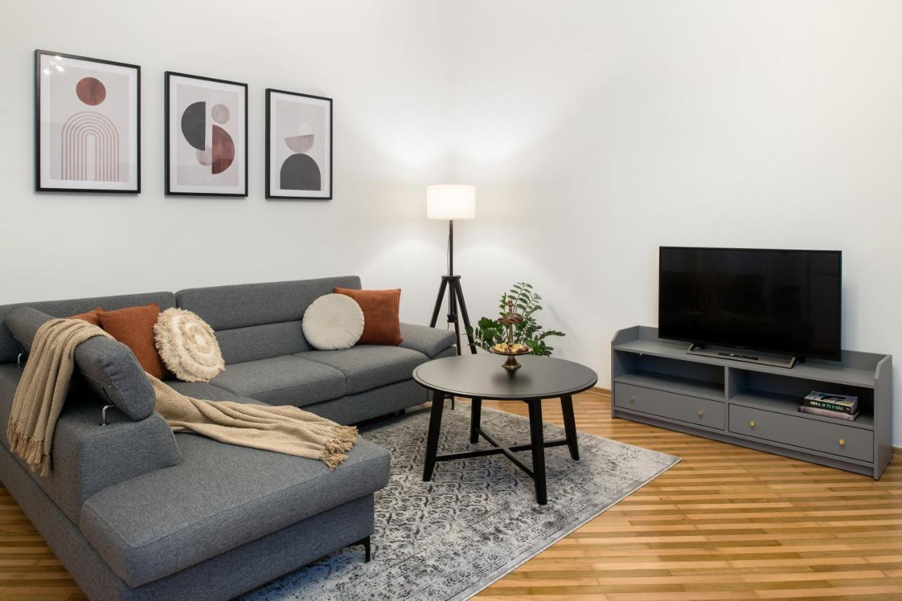 Wawelove Pilsudskiego - 3 Bedroom Apt. With Balcony And Free Parking! Cracovia Exterior foto