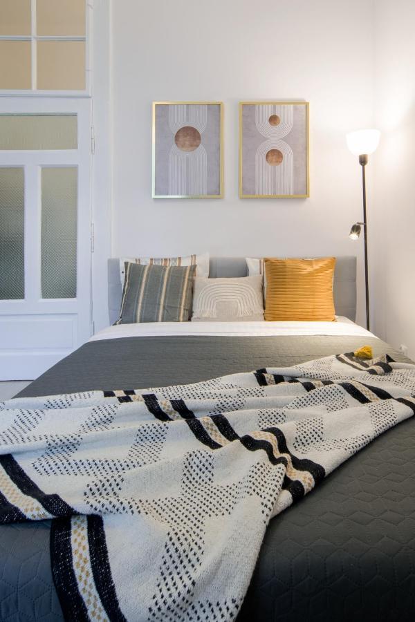 Wawelove Pilsudskiego - 3 Bedroom Apt. With Balcony And Free Parking! Cracovia Exterior foto
