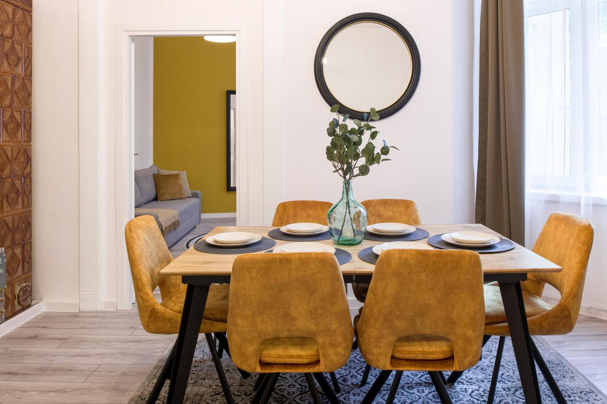 Wawelove Pilsudskiego - 3 Bedroom Apt. With Balcony And Free Parking! Cracovia Exterior foto