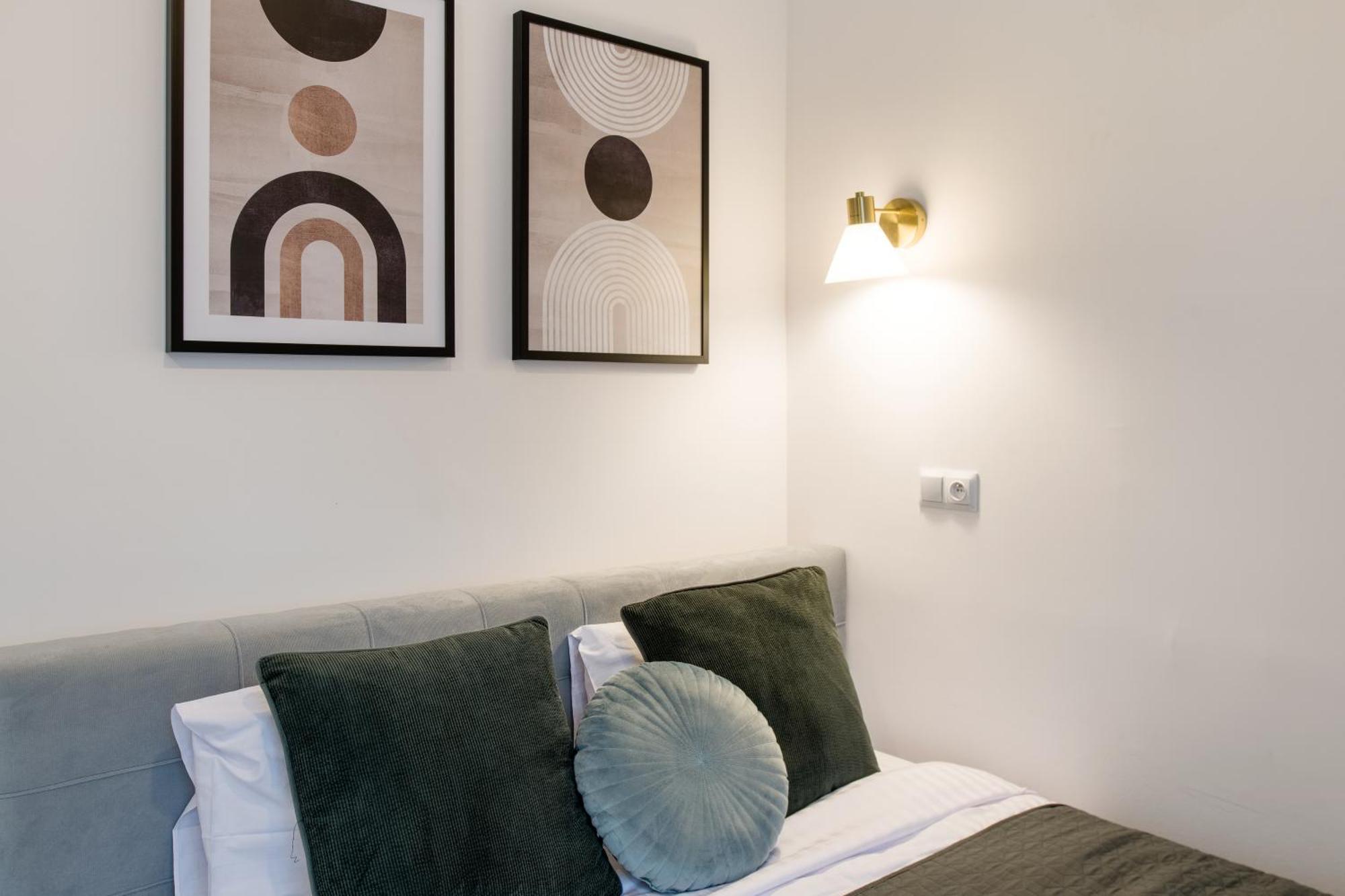 Wawelove Pilsudskiego - 3 Bedroom Apt. With Balcony And Free Parking! Cracovia Exterior foto