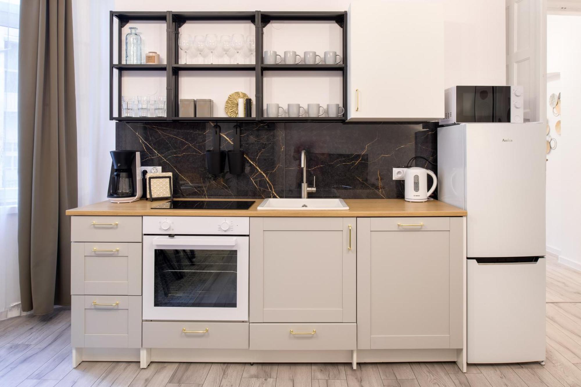 Wawelove Pilsudskiego - 3 Bedroom Apt. With Balcony And Free Parking! Cracovia Exterior foto